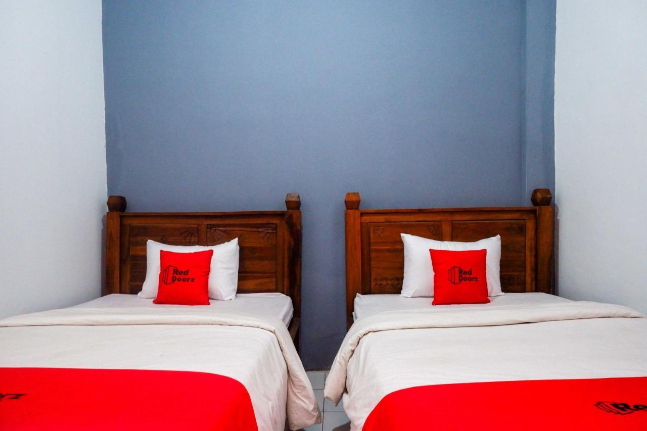 Reddoorz At Pakuncen Malioboro Yogyakarta Exterior foto