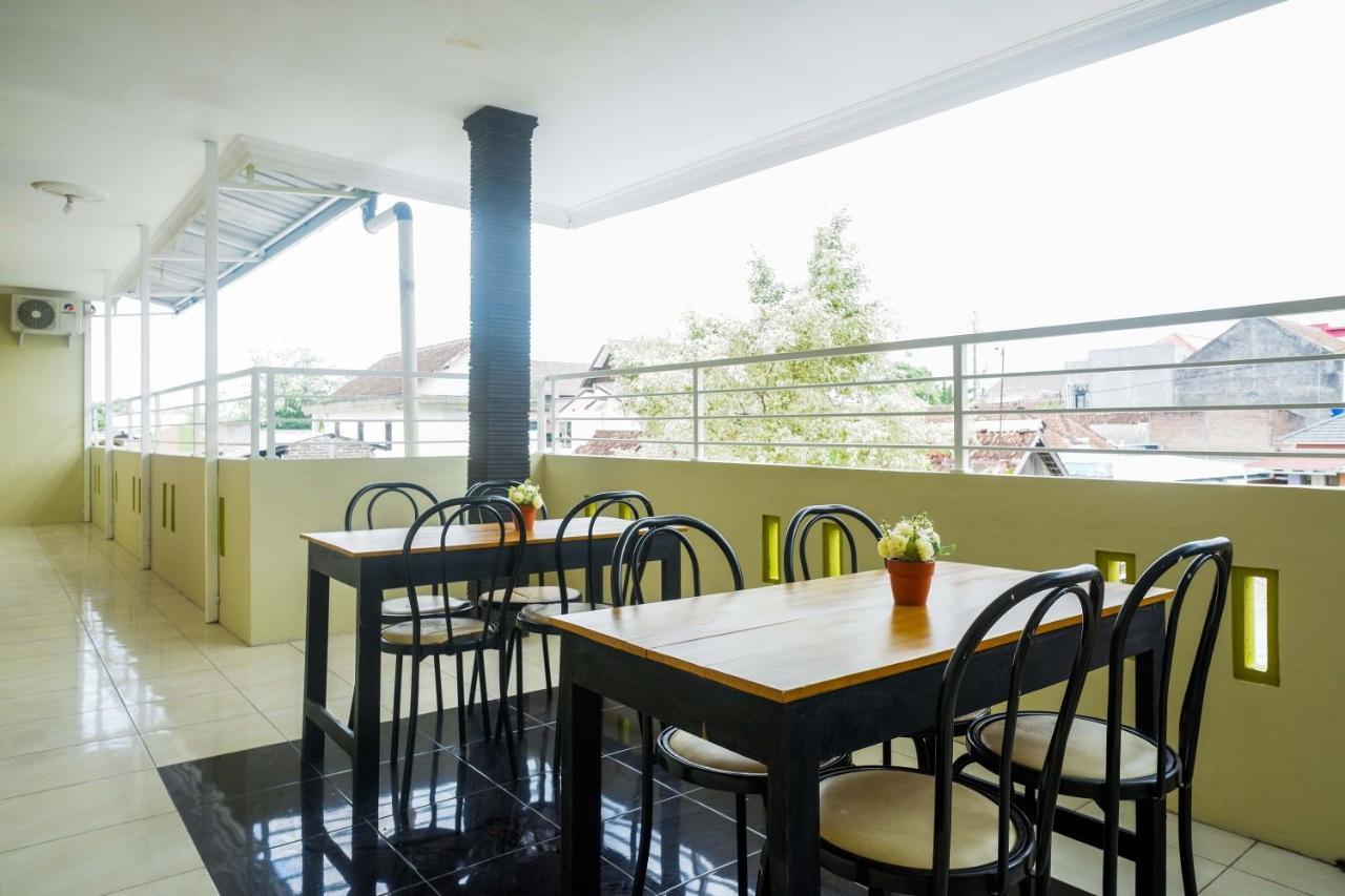 Reddoorz At Pakuncen Malioboro Yogyakarta Exterior foto